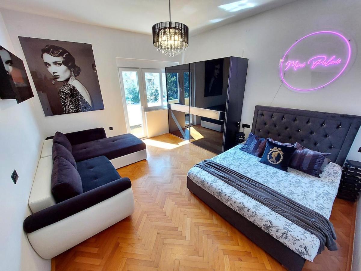 Апартаменты Mini Palais - Beachfront, 5 Min Center, Terrace Сплит